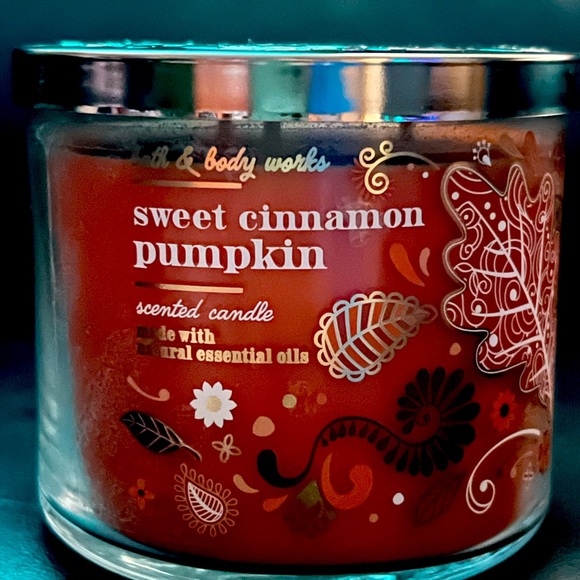 Bath & Body Works Accents Bath And Body Works Sweet Cinnamon